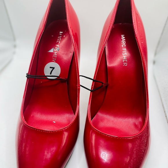 New Marc Fisher women's Red stiletto 4 inch pointed hill (155) - Picture 2 of 8